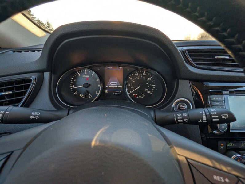 2020 Nissan Rogue SV