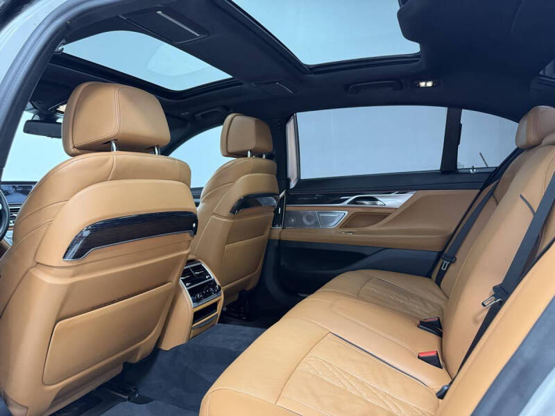 2021 BMW 7 Series 750i xDrive