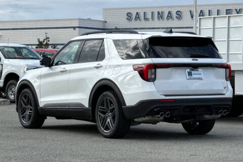 2025 Ford Explorer ST