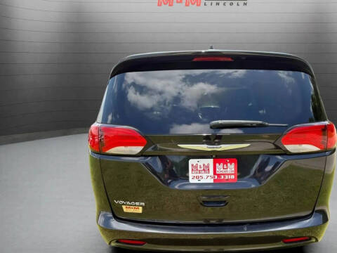 2020 Chrysler Voyager LXi