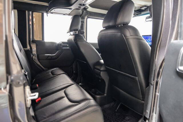 2017 Jeep Wrangler Unlimited Smoky Mountain