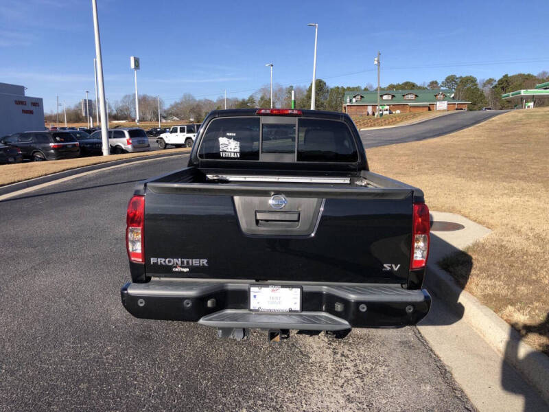 2021 Nissan Frontier SV