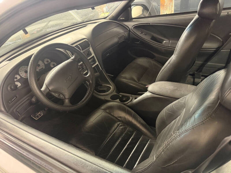 2000 Ford Mustang GT