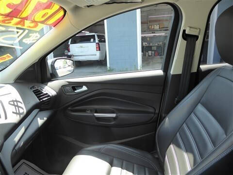 2019 Ford Escape SEL