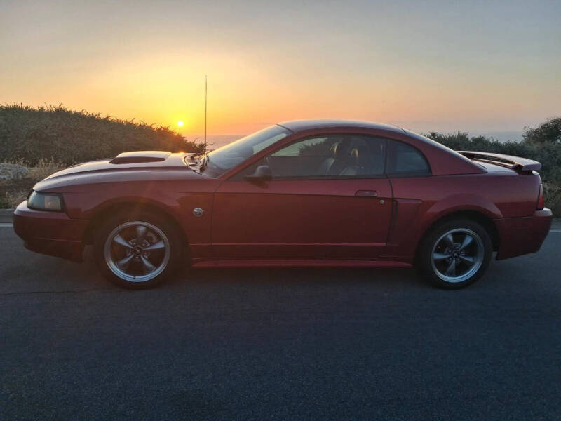 2004 Ford Mustang GT Deluxe