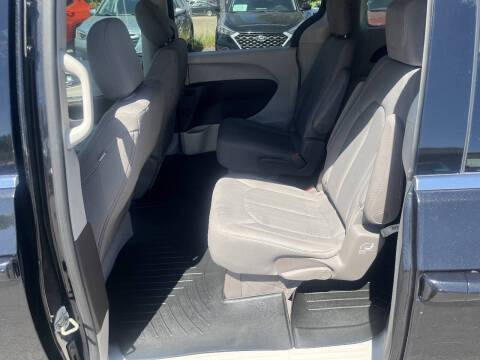 2018 Chrysler Pacifica LX