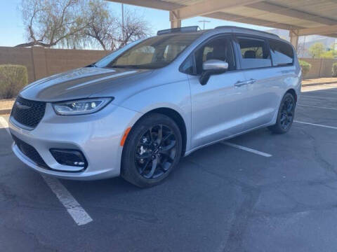 2023 Chrysler Pacifica for sale at Finn Auto Group - Auto House Tempe in Tempe AZ