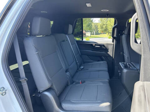 2025 Chevrolet Tahoe LS