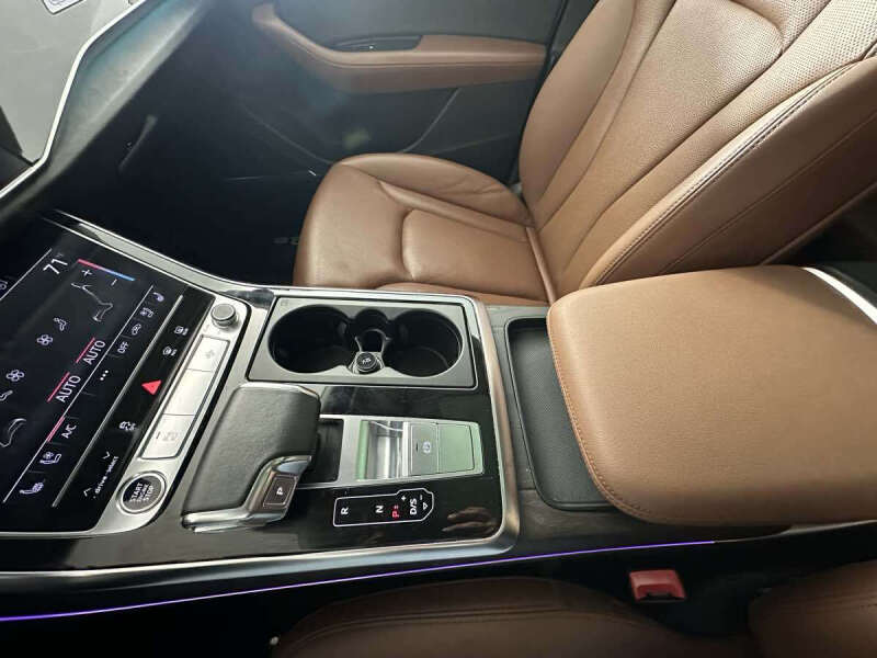 2022 Audi Q8 quattro Prestige 55 TFSI