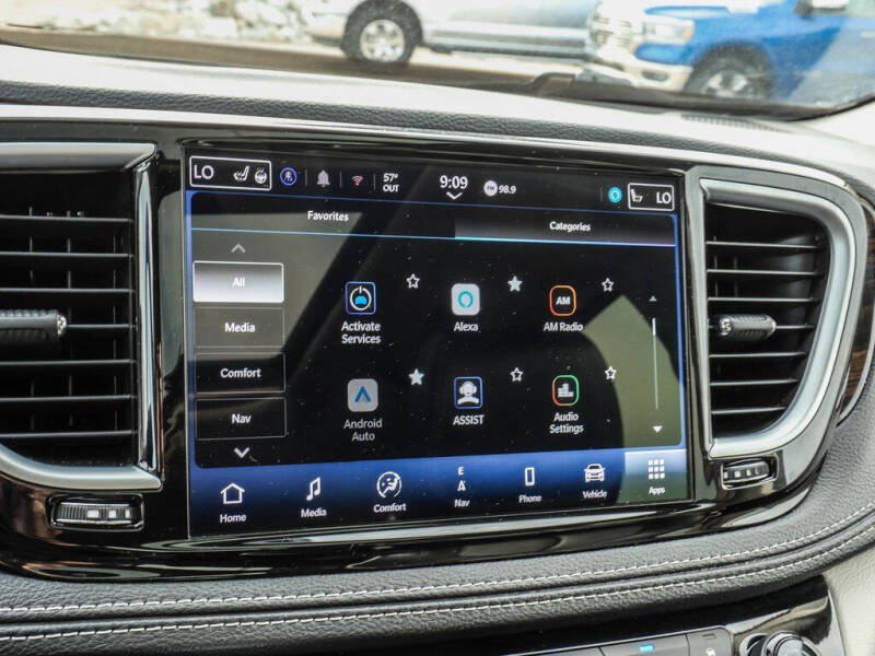 2024 Chrysler Pacifica Limited