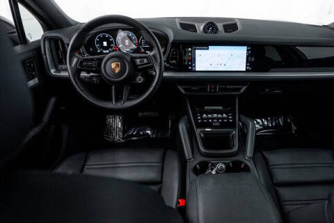 2025 Porsche Cayenne Coupe