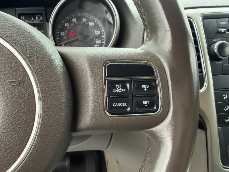 2011 Jeep Grand Cherokee Laredo