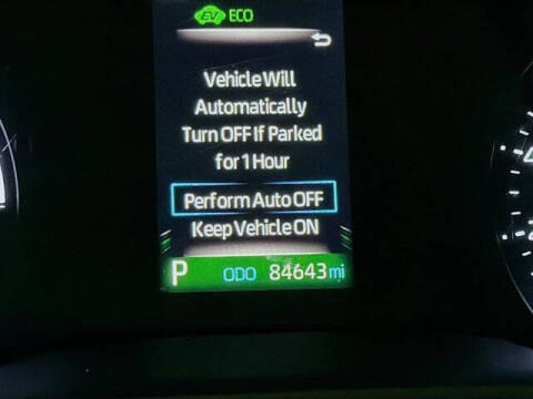 2022 Toyota Sienna LE 8-Passenger