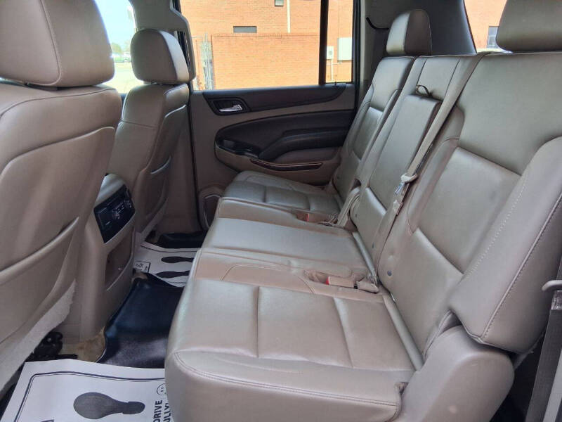 2015 Chevrolet Suburban LT