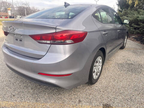 2017 Hyundai Elantra SE