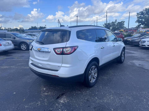 2017 Chevrolet Traverse LT