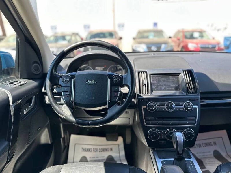 2013 Land Rover LR2 HSE LUX