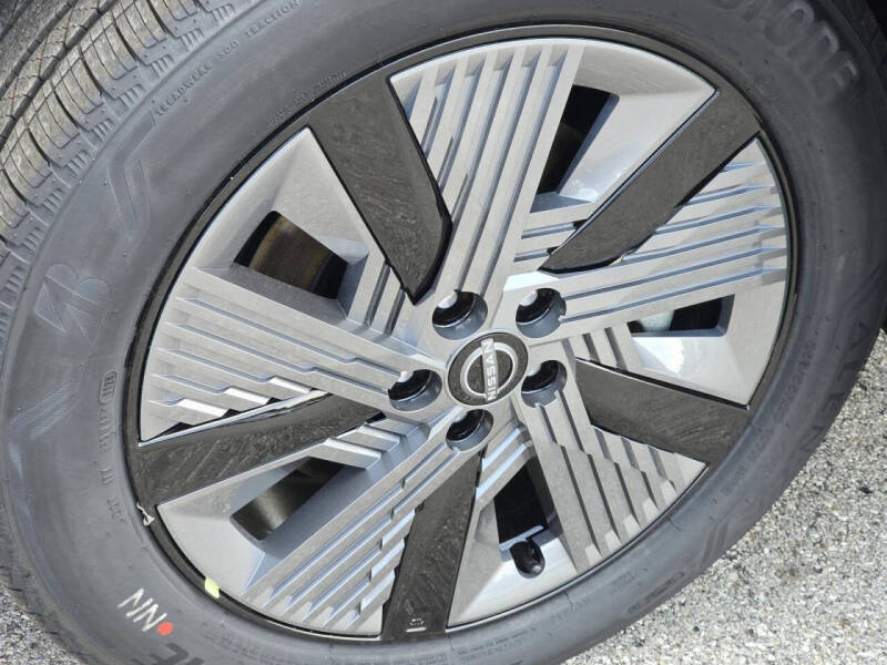 2025 Nissan Murano SL