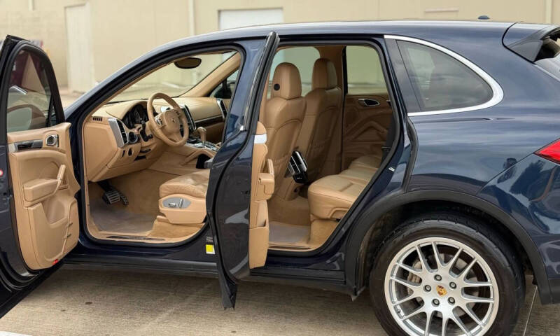 2011 Porsche Cayenne S