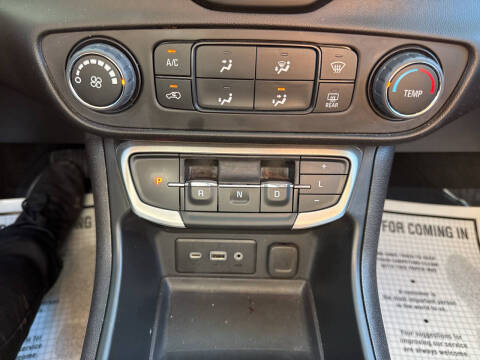 2024 GMC Terrain SLE