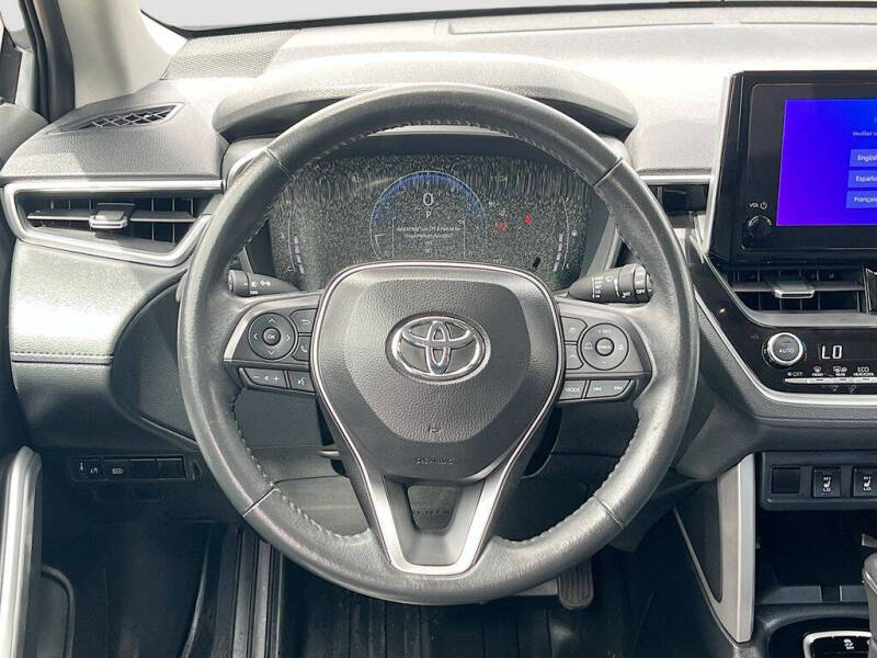 2024 Toyota Corolla Cross XLE