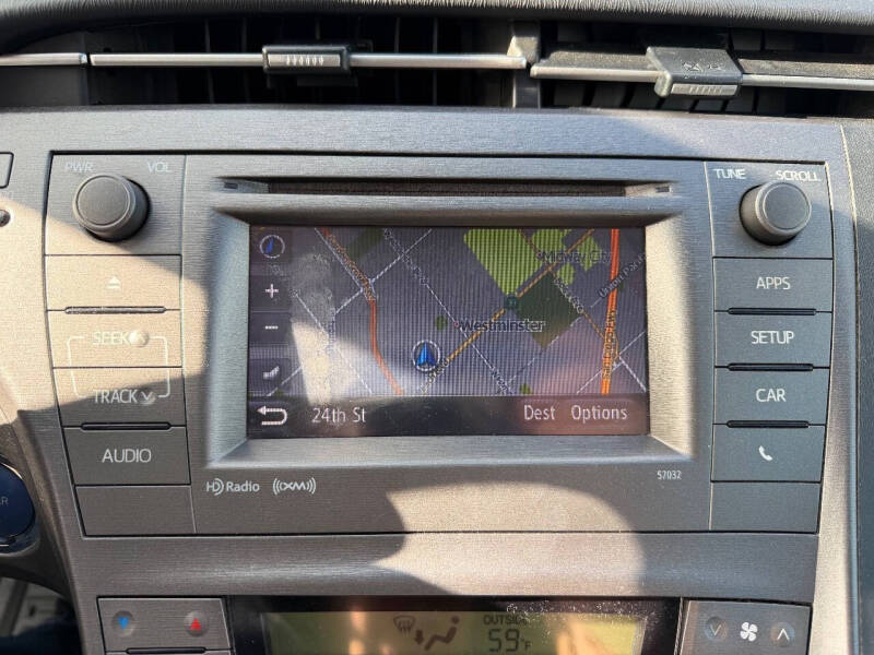 2013 Toyota Prius One