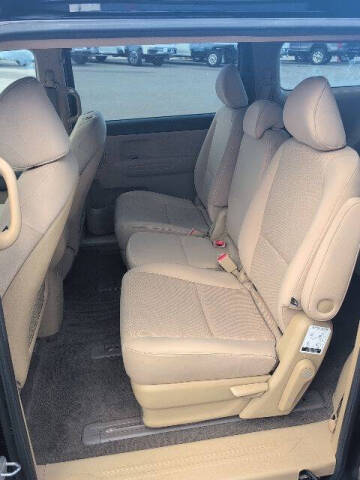 2016 Kia Sedona LX