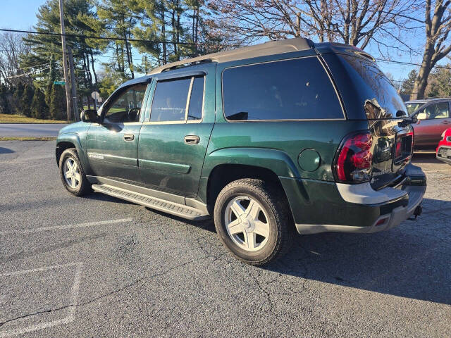 2003 Chevrolet TrailBlazer for sale at QUEENSGATE AUTO SALES in York, PA