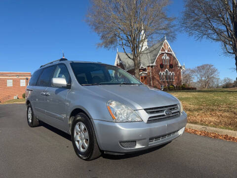 2006 Kia Sedona LX