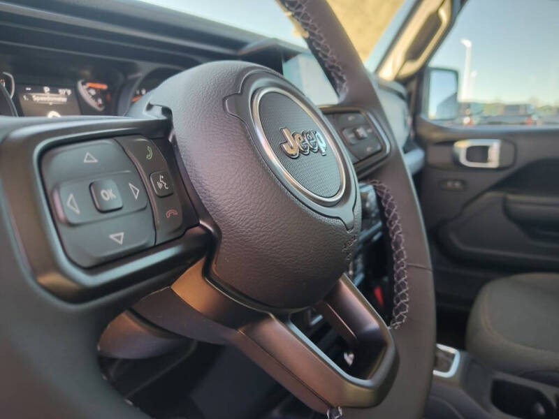 2026 Jeep Gladiator Sport S