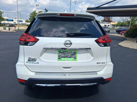 2020 Nissan Rogue SV