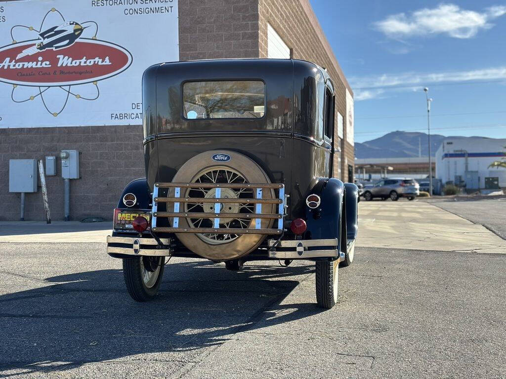 1929 Ford Model A 6