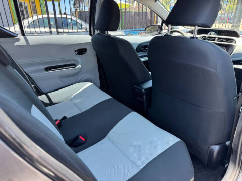 2012 Toyota Prius c
