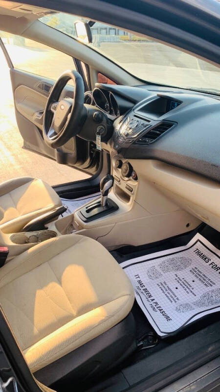 2017 Ford Fiesta SE