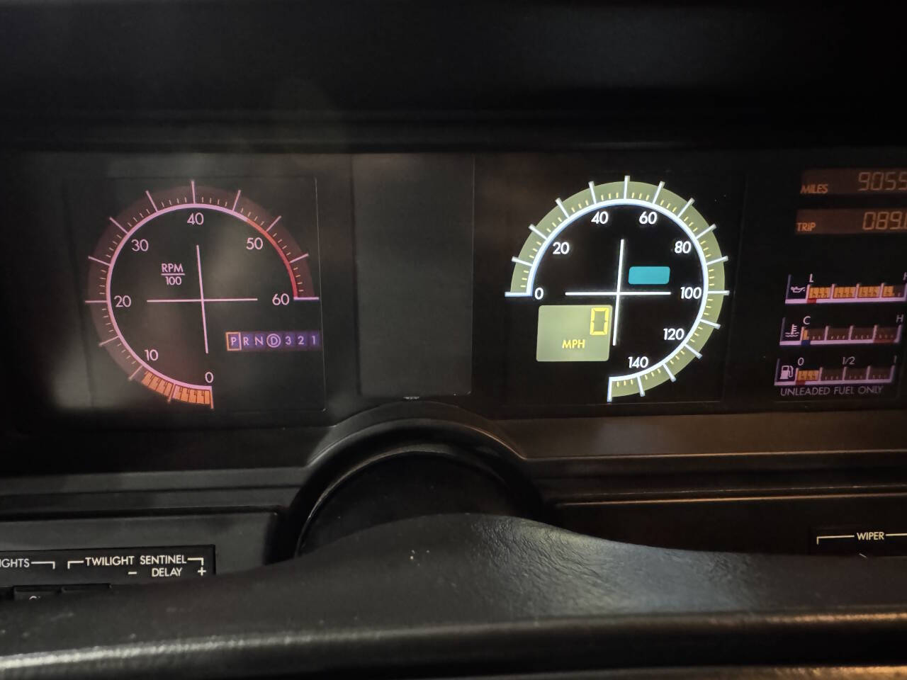 1990 Cadillac Allante 4
