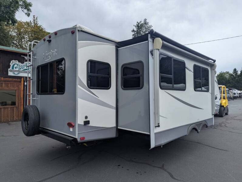 2020 Highland Ridge Open Range Lite 291RLS / 33ft