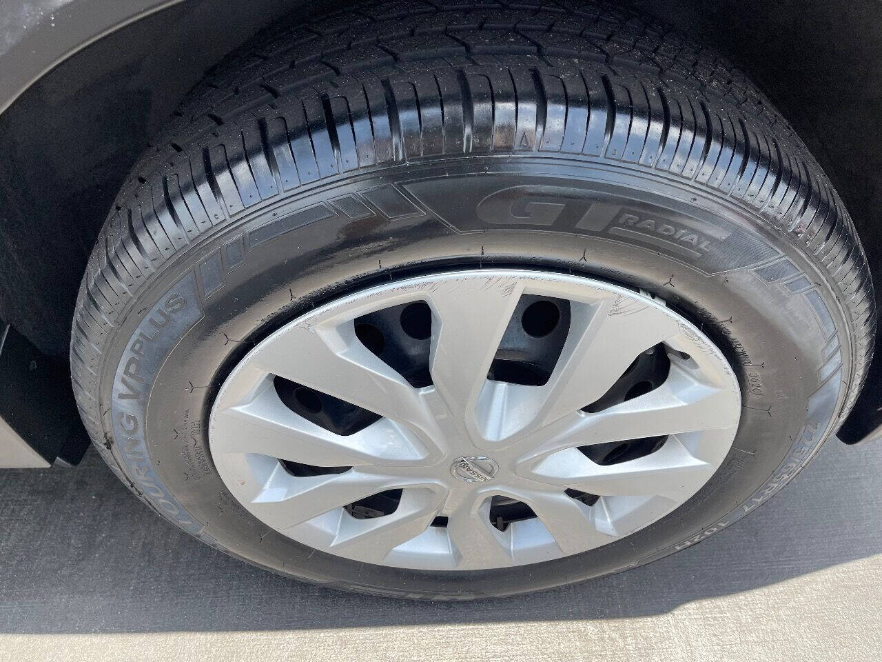 2014 Nissan Rogue  - $10,900