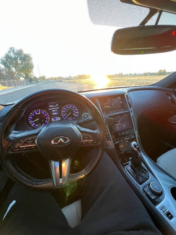 2017 Infiniti Q60 3.0T Premium