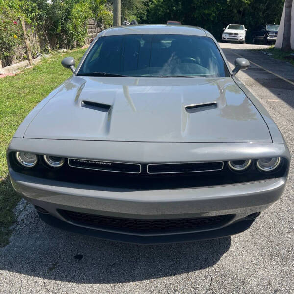 2019 Dodge Challenger SXT