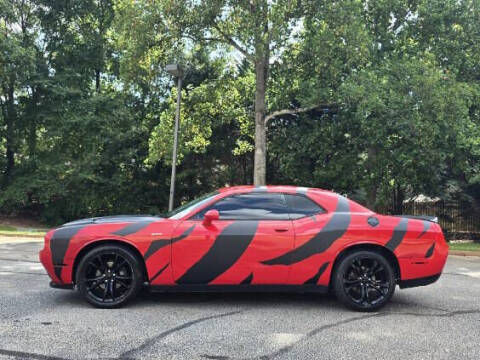 2016 Dodge Challenger SXT Plus