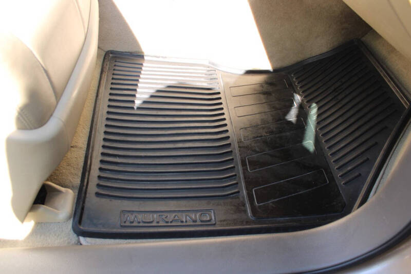 2010 Nissan Murano LE