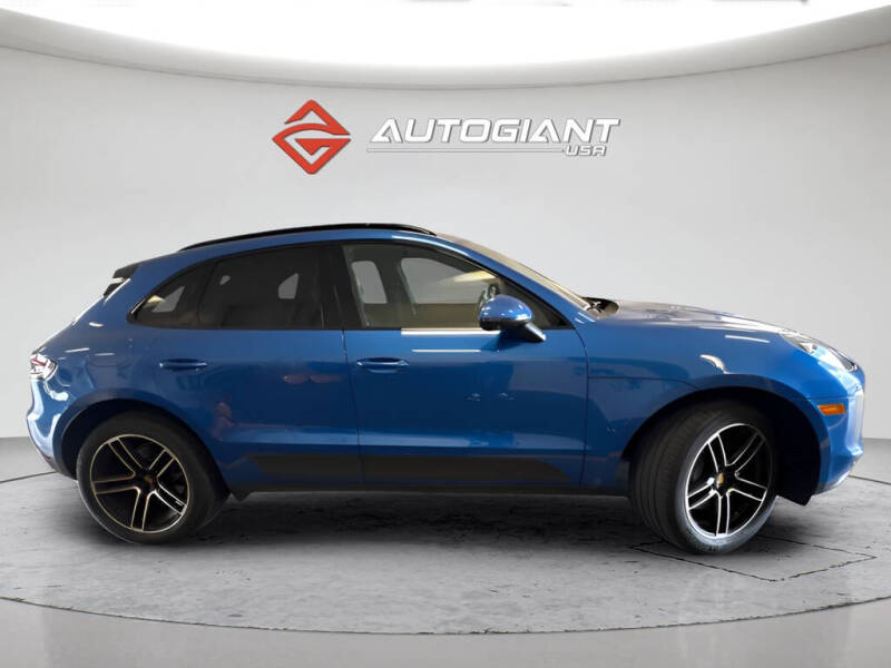 2019 Porsche Macan S