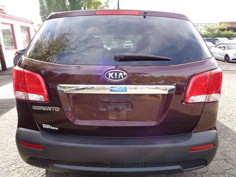 2011 Kia Sorento LX