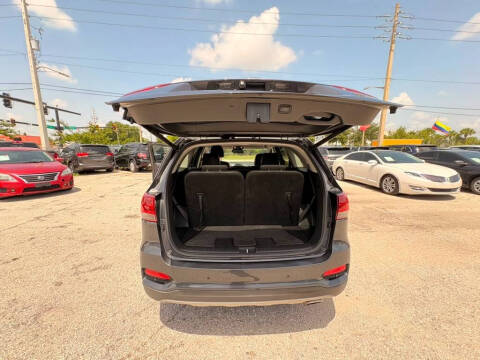 2019 Kia Sorento EX V6