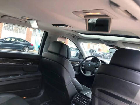 2011 BMW 7 Series 750Li xDrive