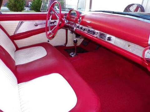 1956 Ford Thunderbird