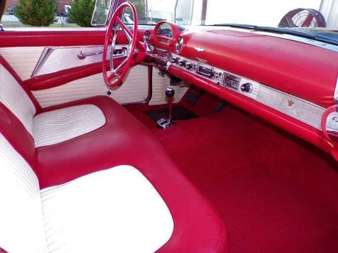 1956 Ford Thunderbird