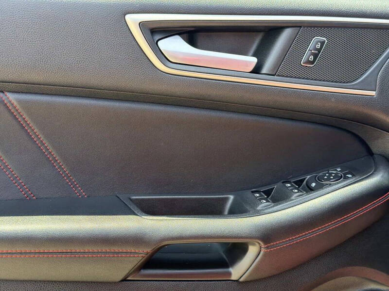 2023 Ford Edge ST-Line
