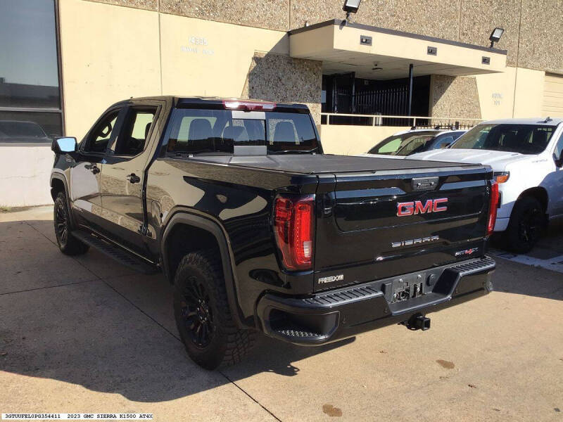 2023 GMC Sierra 1500 AT4X