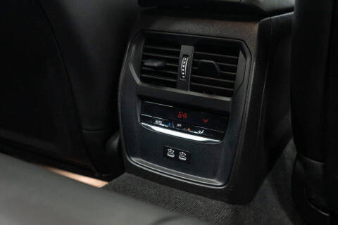 2024 BMW 3 Series 330i xDrive